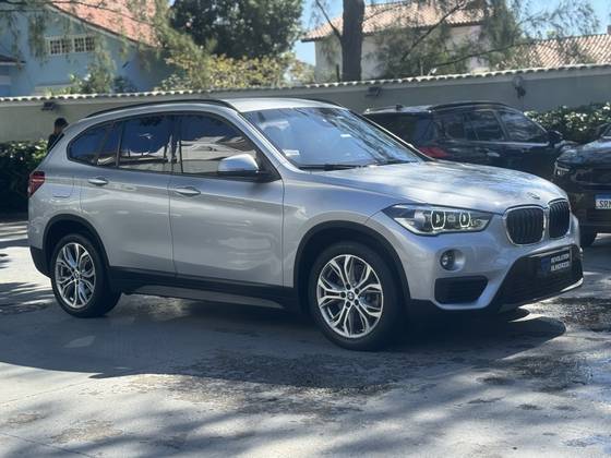 BMW X1 2.0 16V TURBO ACTIVEFLEX SDRIVE20I X-LINE 4P AUTOMÁTICO BMW X1 2.0 16V TURBO ACTIVEFLEX SDRIVE20I X-LINE 4P AUTOMÁTICO